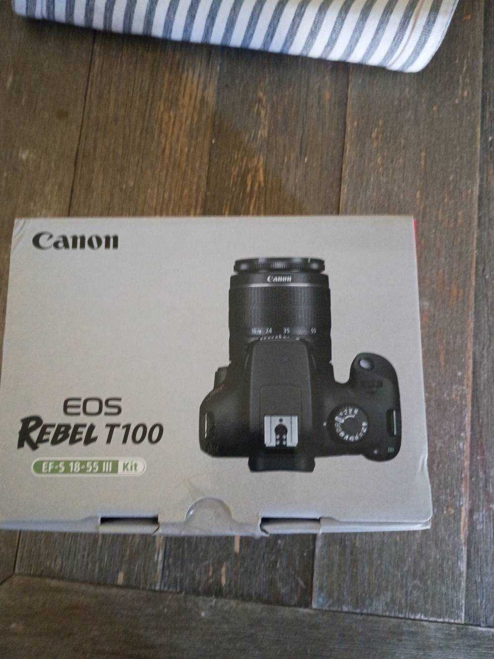 Canon EOS Rebel T100 DSLR Camera Kit - Black